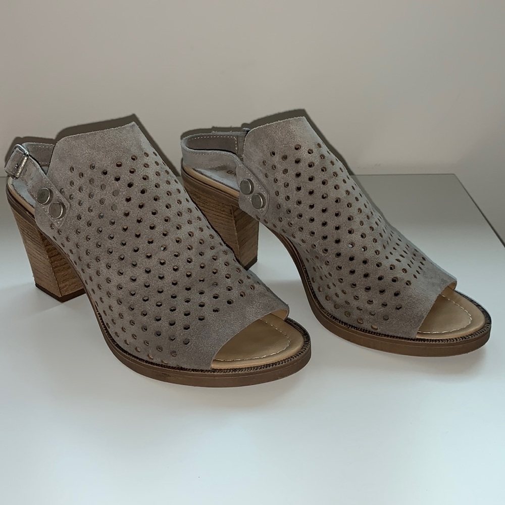 Barbara Barbieri Gray Open Toe Sandals, size 10